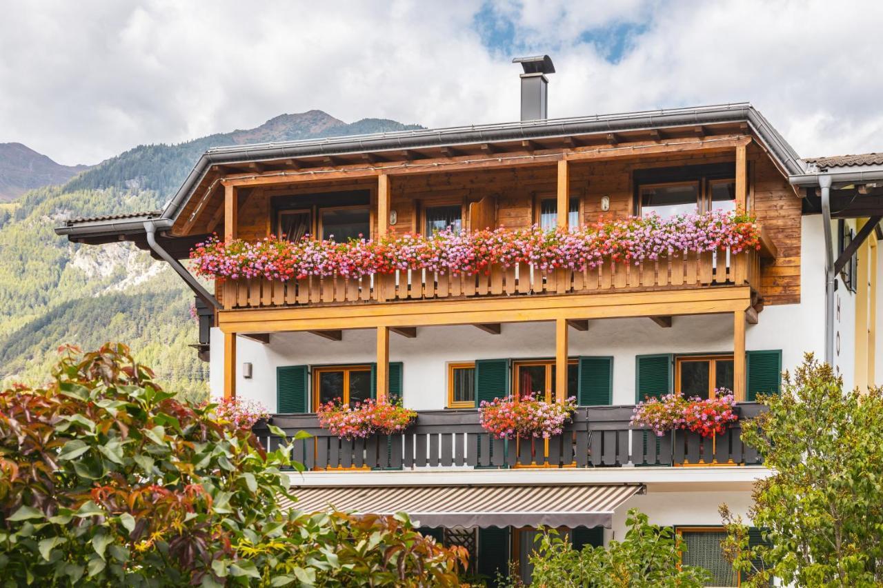 Hotel Erna Colle Isarco Kültér fotó